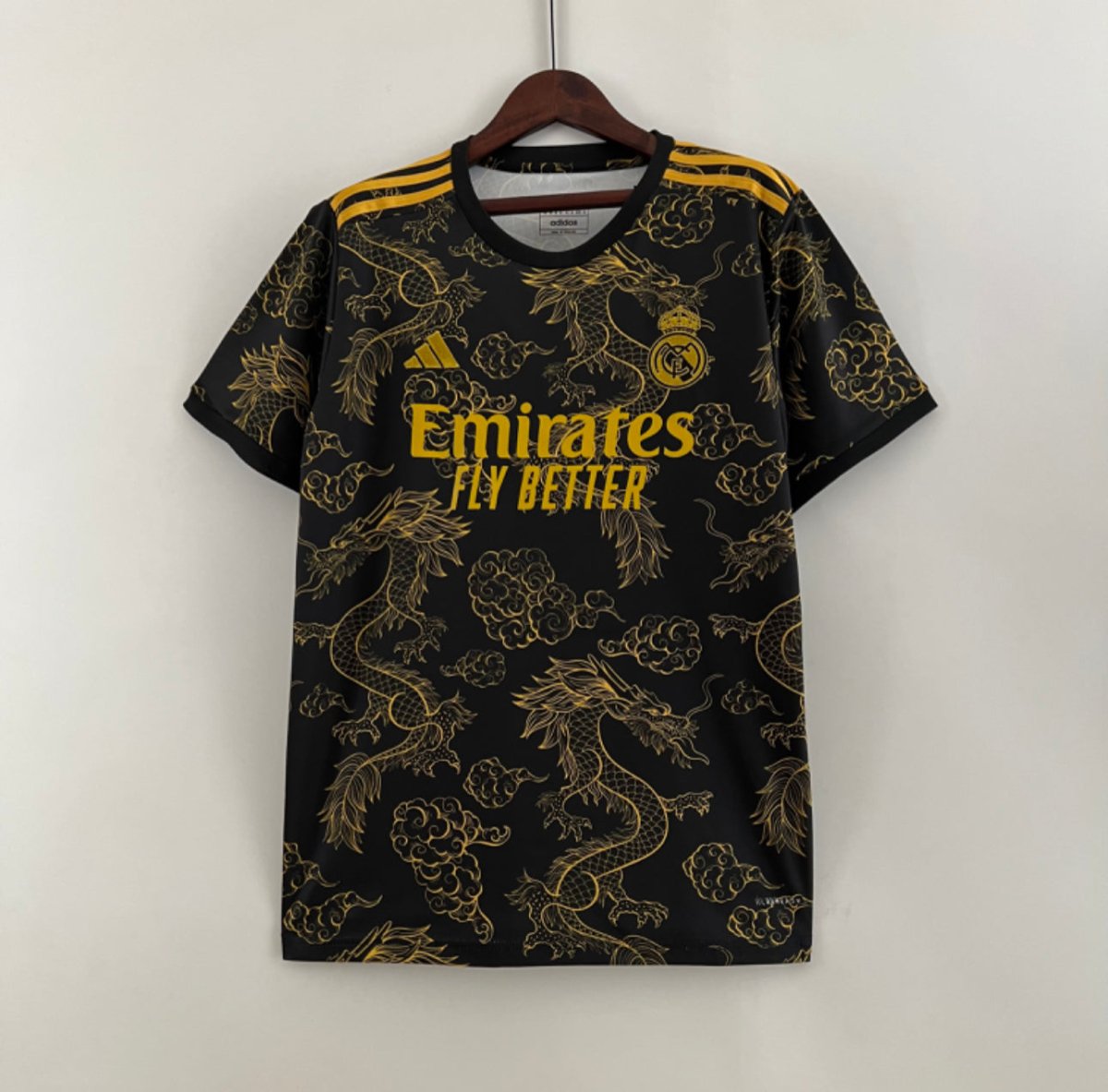 Camisa Edição Especial Real Madrid 23/24 - Gold Dragon - FUTVERSO