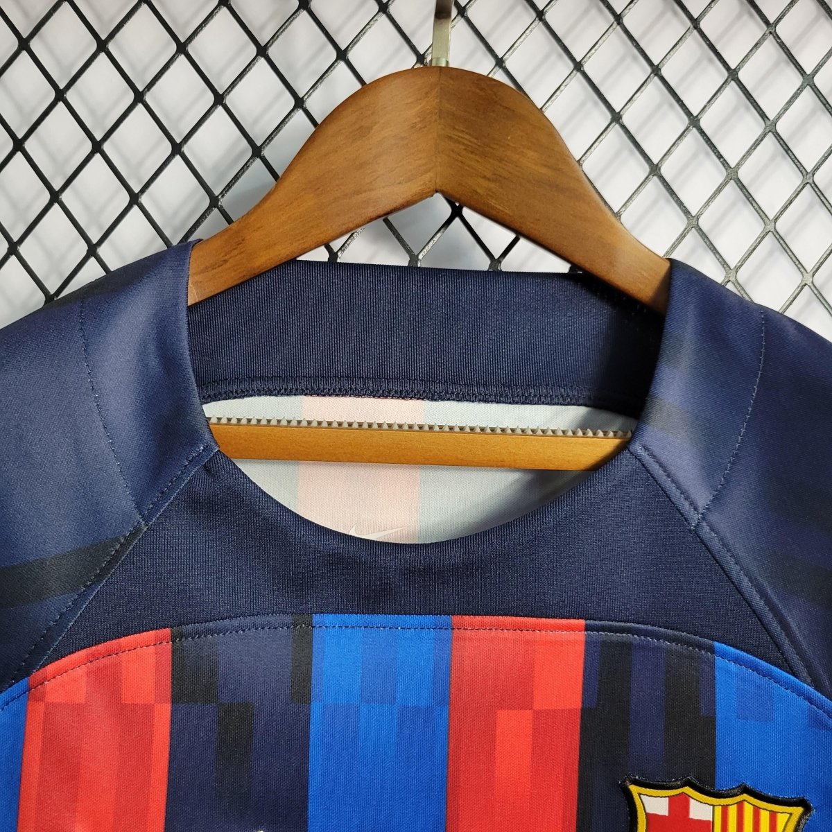 Camisa Feminina Barcelona 2022/23 Home