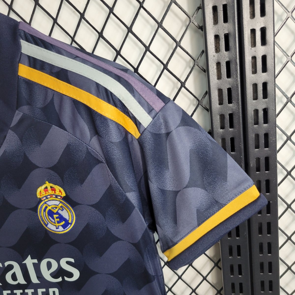 Camisa Feminina Real Madrid 2023/24 Away