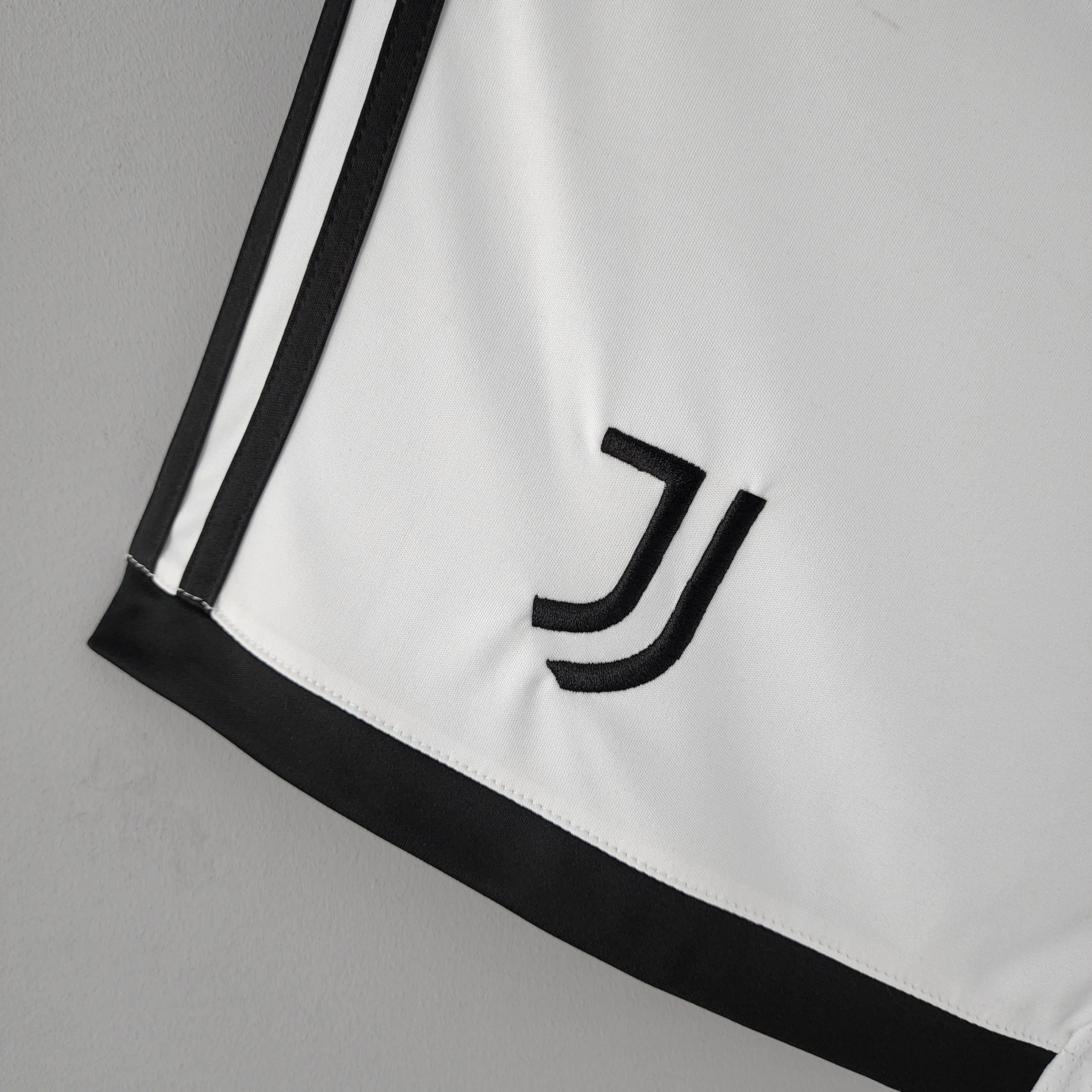 Shorts Juventus 2022/23 Home - FUTVERSO