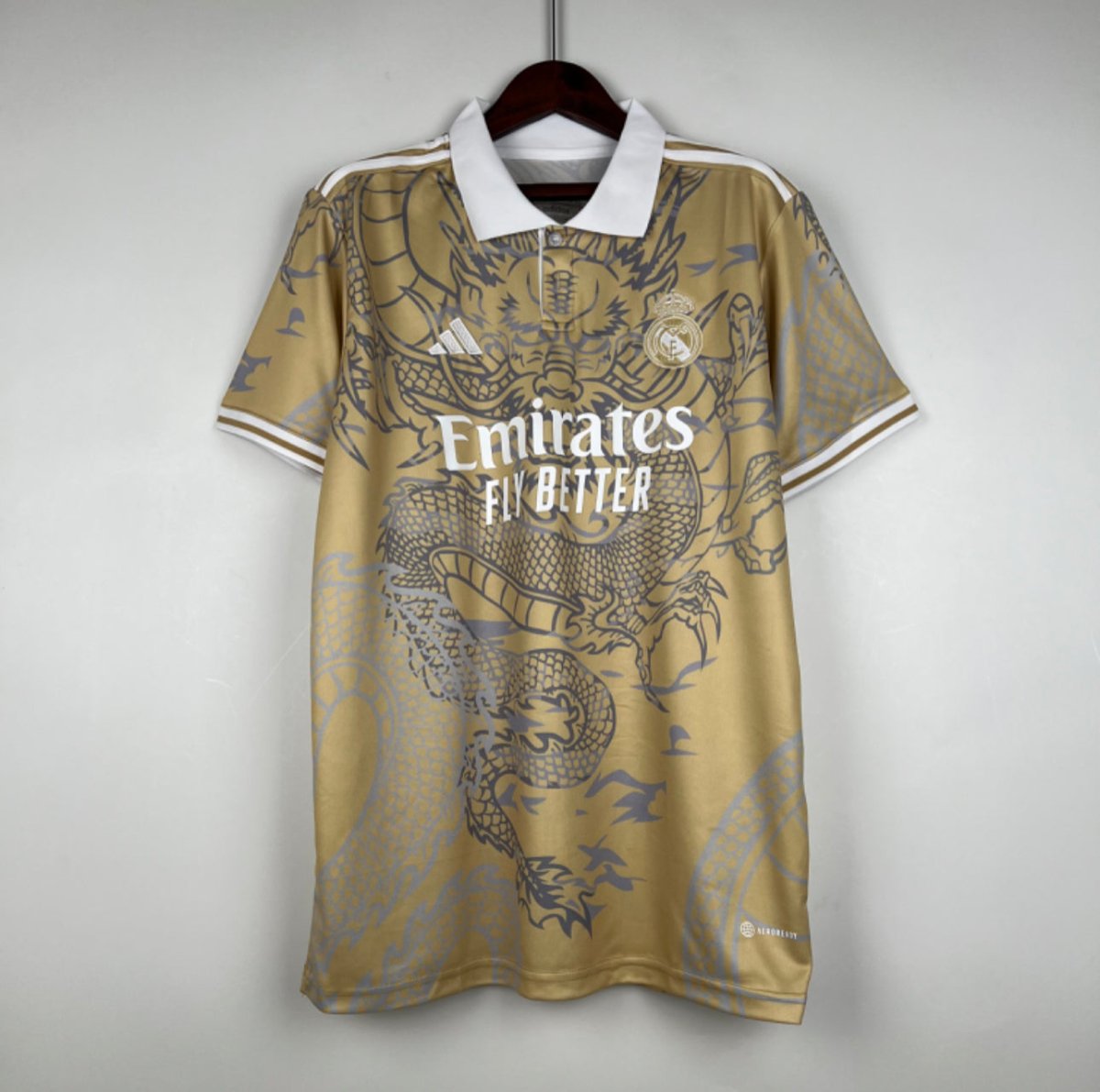 Camisa Edição Especial Real Madrid 23/24 - Gold - FUTVERSO