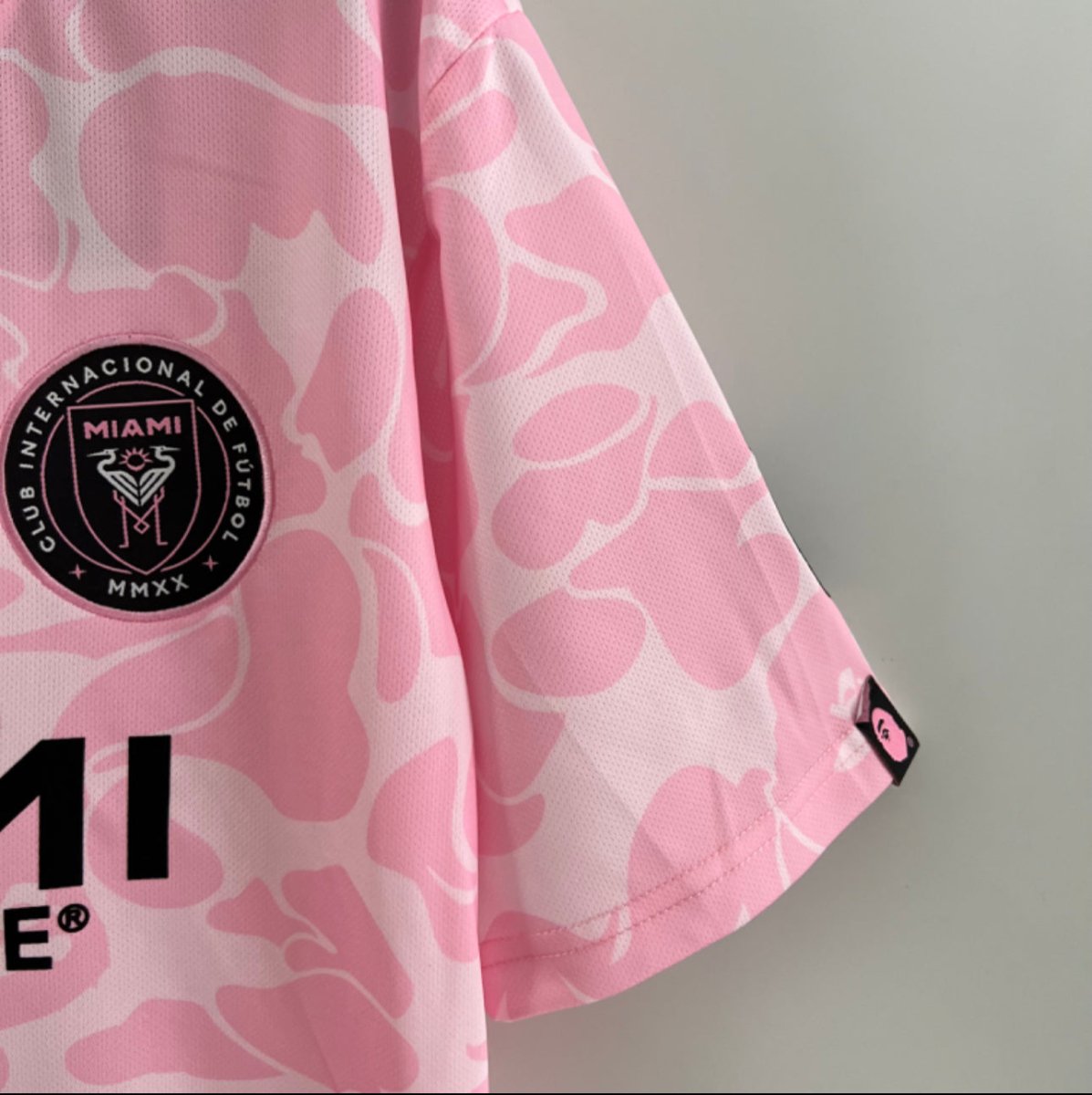 Camisa Inter Miami x BAPE - Rosa - FUTVERSO