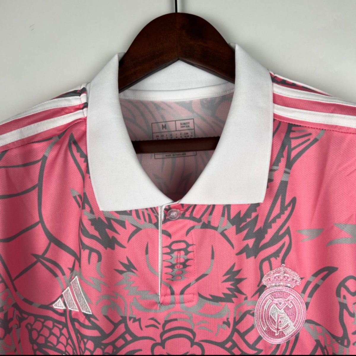 Camisa Edição Especial Real Madrid 23/24 Rose - FUTVERSO