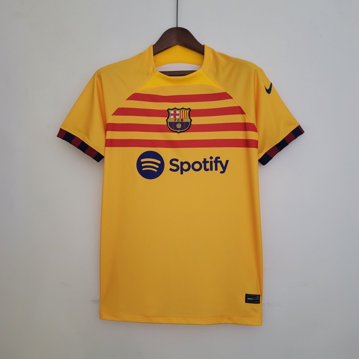 Camisa Barcelona Fourth 23/24 s/n° Jogador Masculino - Amarelo