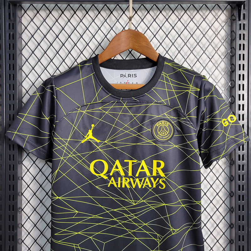 Kit Infantil PSG 23/24 - Preto e Amarelo