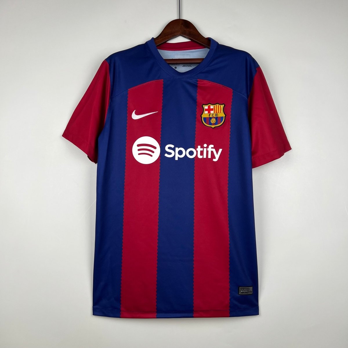 Camisa Barcelona 23/24 Torcedor Masculina - Azul Grená